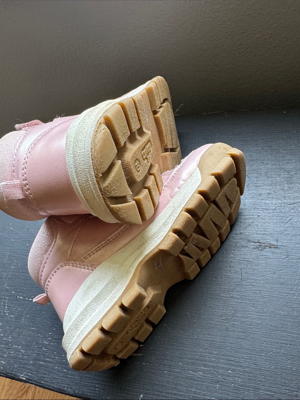 OshKosh B'gosh pink metallic hiker lace up boots  with Velcro strap size 10 kids - Picture 5 of 6